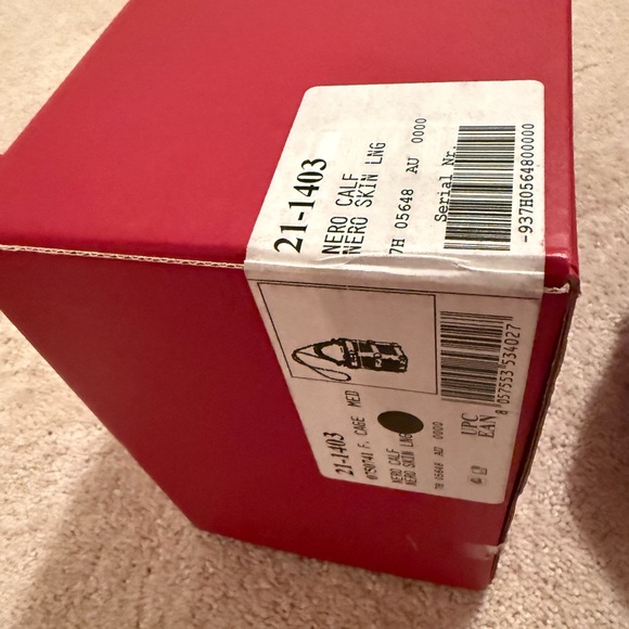 Salvatore Ferragamo Leather Studded Cage Bucket Bag - Picture 4 of 6